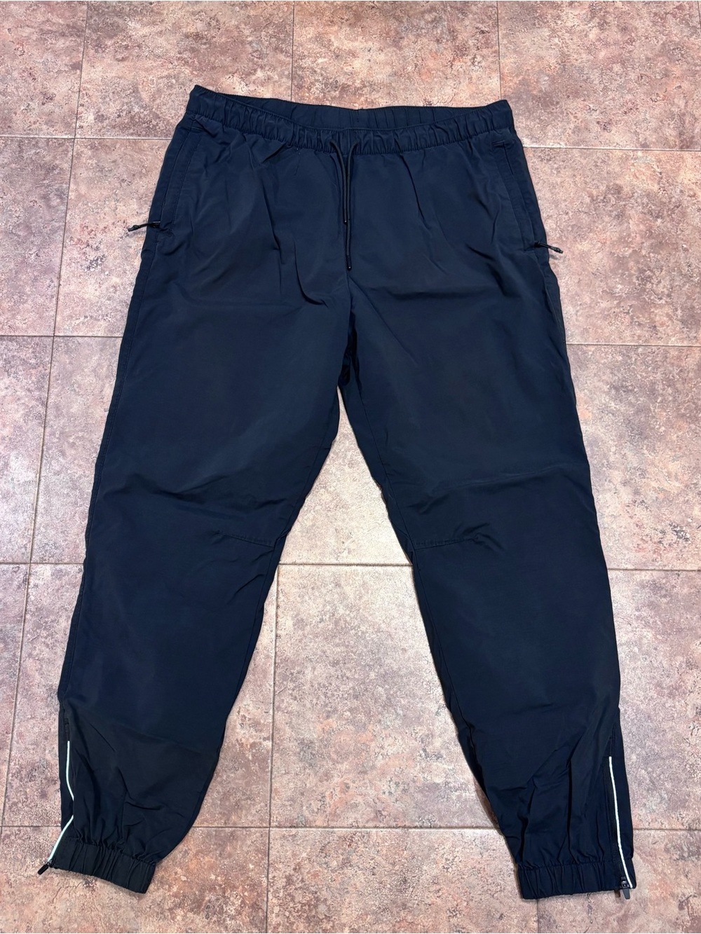H&M Men's Black Cargo Jogger Pants Size L Regular Fit Utility Zip Streetwear